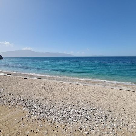 Villa Meminaj Vlorë Exteriör bild