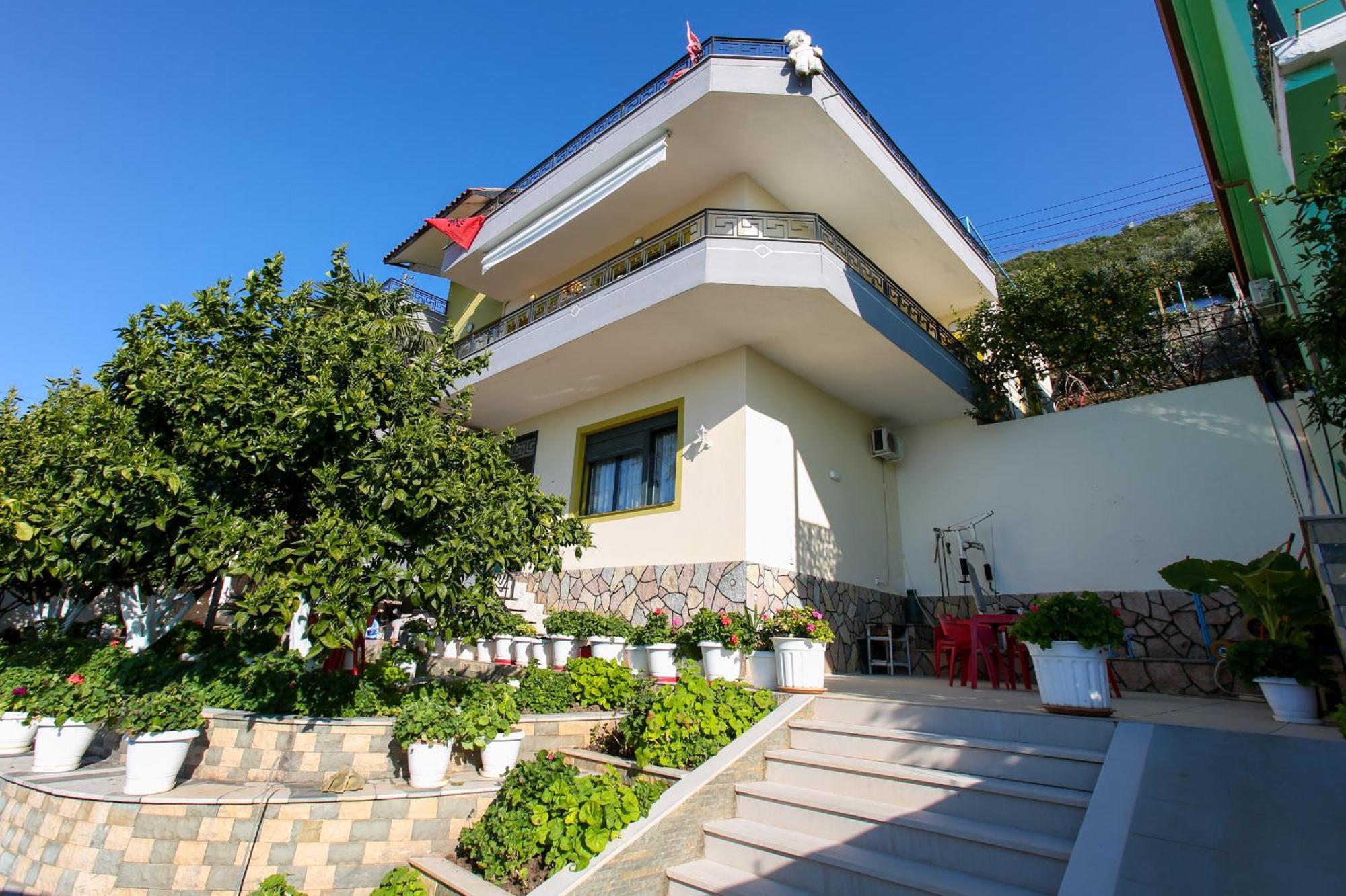 Villa Meminaj Vlorë Exteriör bild