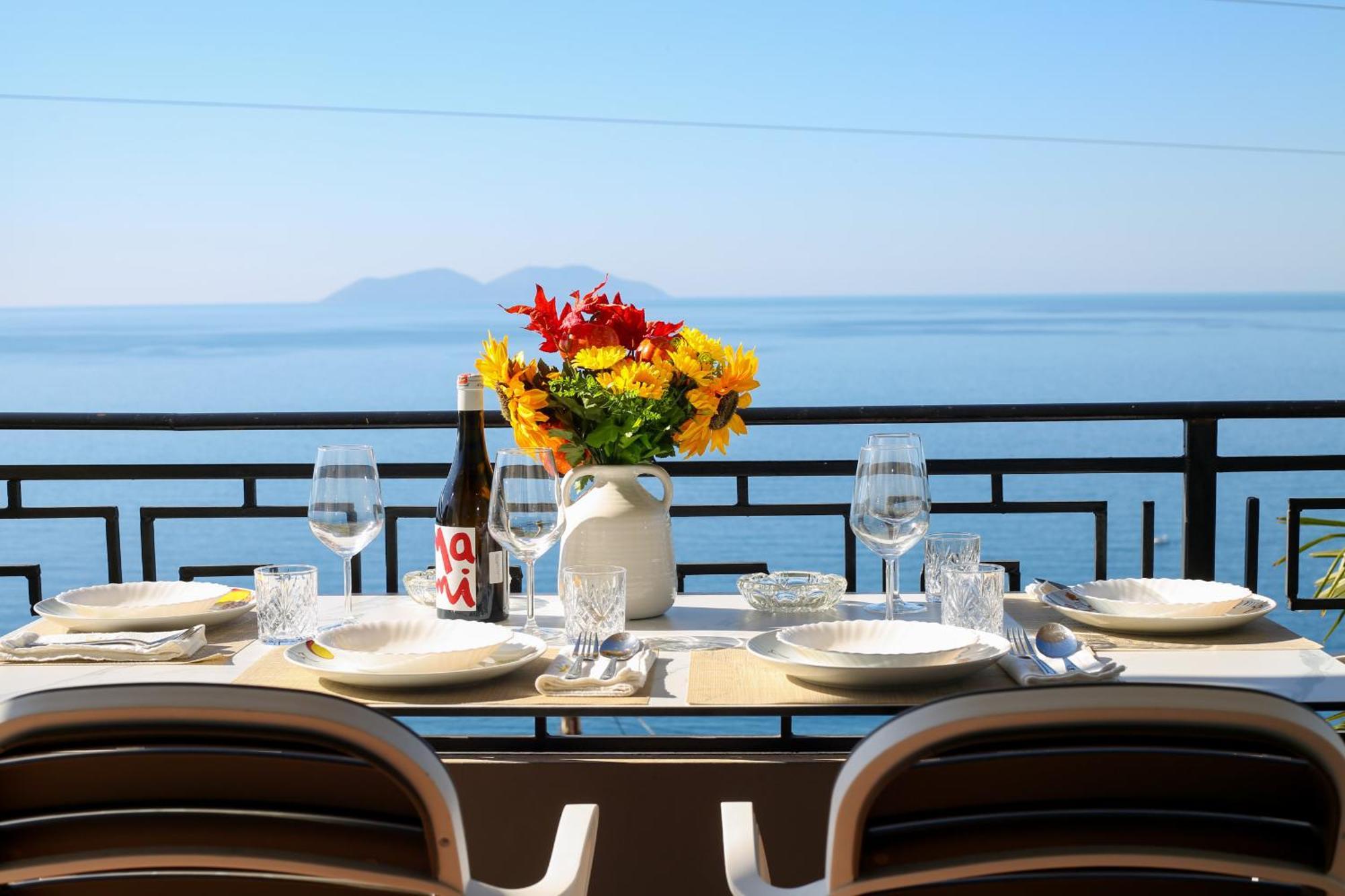 Villa Meminaj Vlorë Exteriör bild